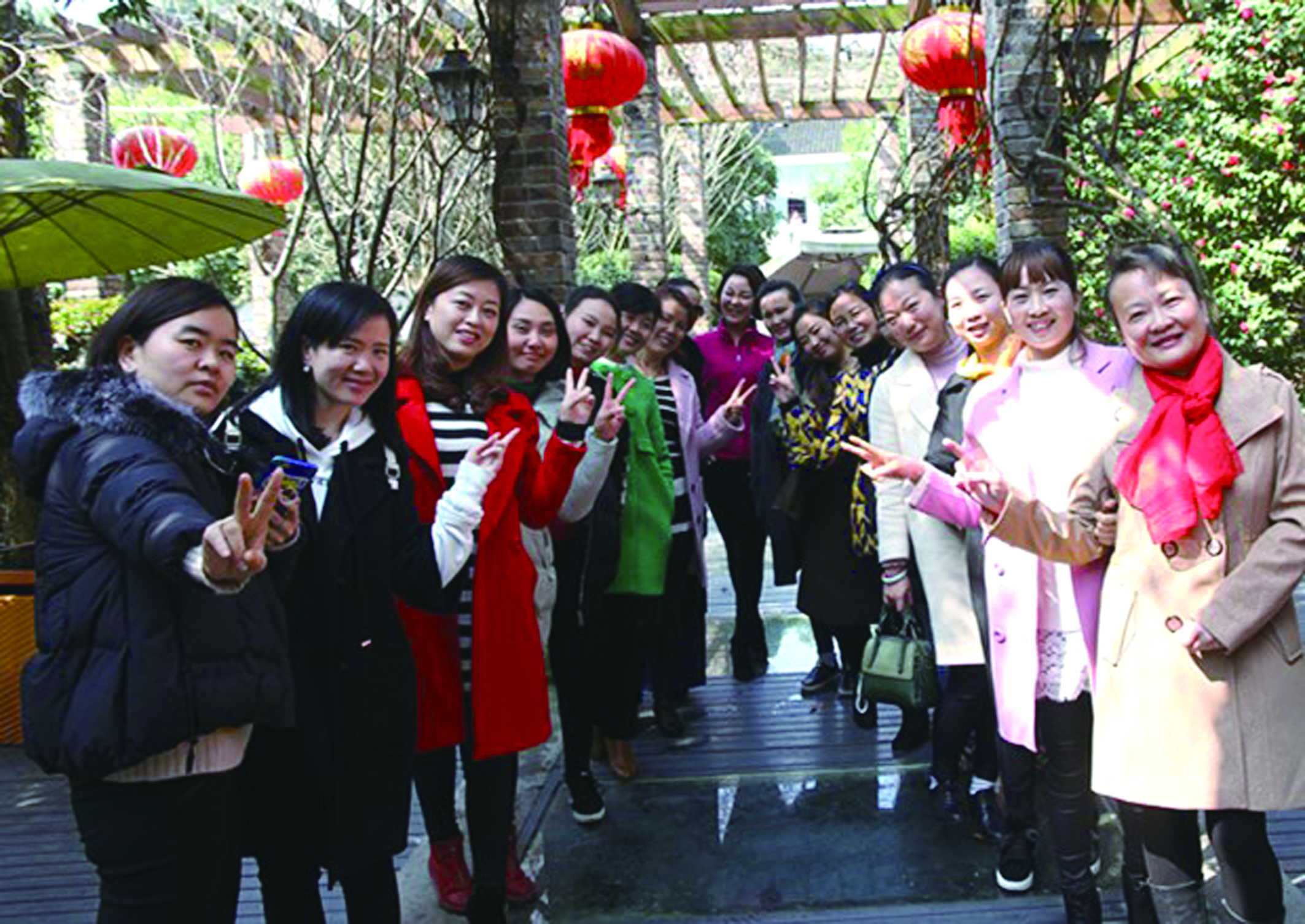 3月8日，集團(tuán)公司機(jī)關(guān)組織慶?！叭恕眿D女節(jié)活動(dòng)